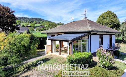 House in Viuz-en-Sallaz, Auvergne-Rhône-Alpes, France 1