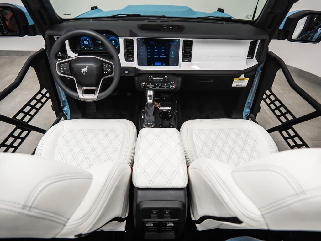 Ford Bronco 4X4 in Fort Lauderdale, FL, United States 4 - 18894397