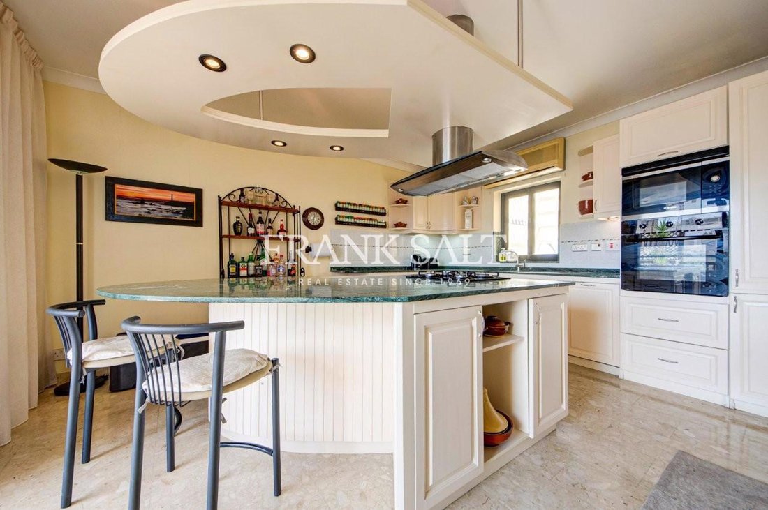 Penthouse in Saint Julian's, Malta 4 - 18894431