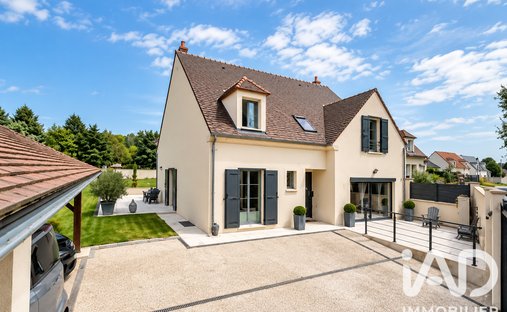 House in Montge-en-Goele, Ile-de-France, France 1