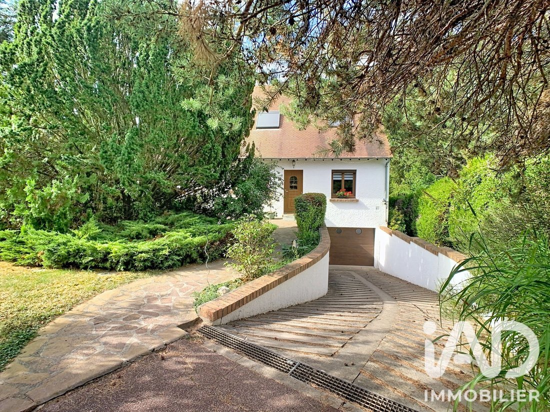House in Etiolles, Ile-de-France, France 5 - 18897496