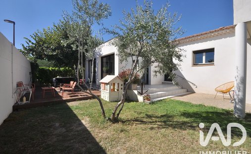 House in Clarensac, Occitania, France 1