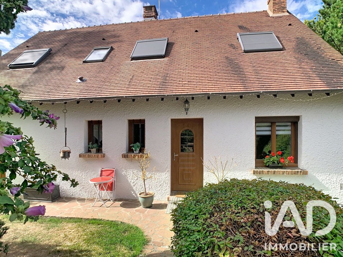 House in Etiolles, Ile-de-France, France 1 - 18897496