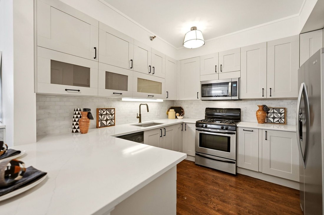Condo in Chicago, Illinois, United States 2 - 18877707