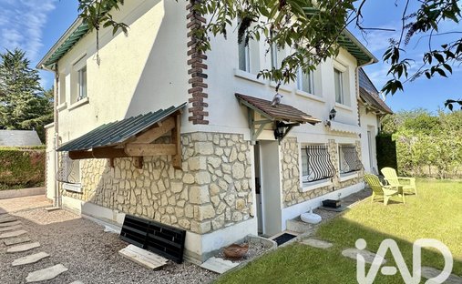 House in Benerville-sur-Mer, Normandy, France 1