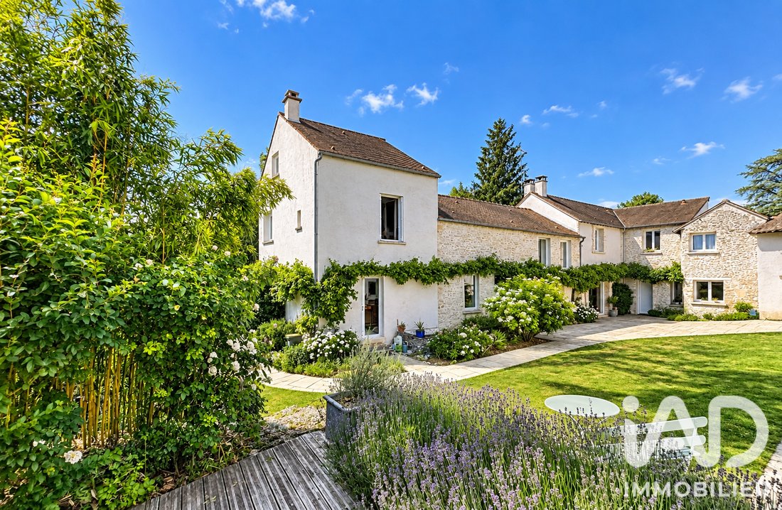 House in Auffreville-Brasseuil, Ile-de-France, France 1 - 18337603