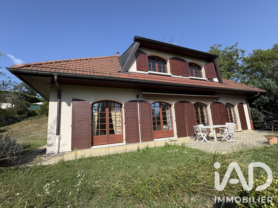 Casa a Arthaz-Pont-Notre-Dame, Auvergne-Rodano-Alpi, Francia 1 - 18897083