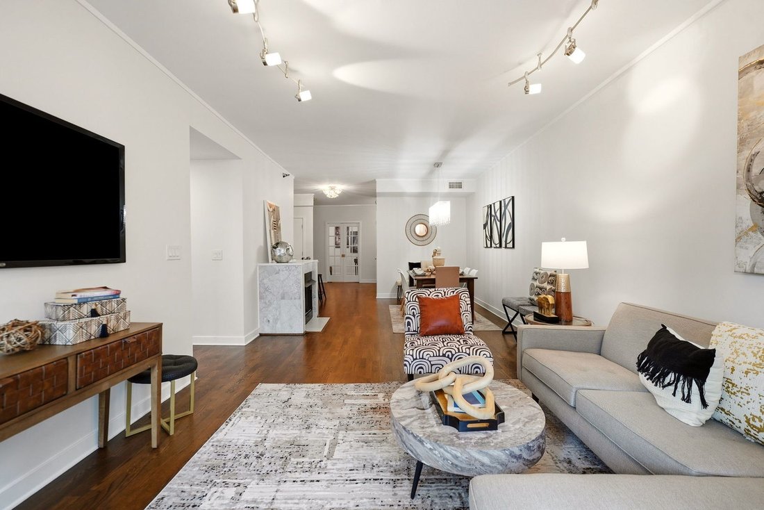 Condo in Chicago, Illinois, United States 5 - 18877707
