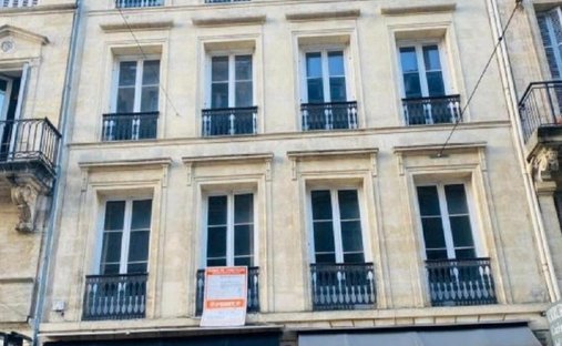 Apartamento en Hôtel de Ville-Quinconce-Saint Seurin-Fondaudège, Burdeos, Francia 1