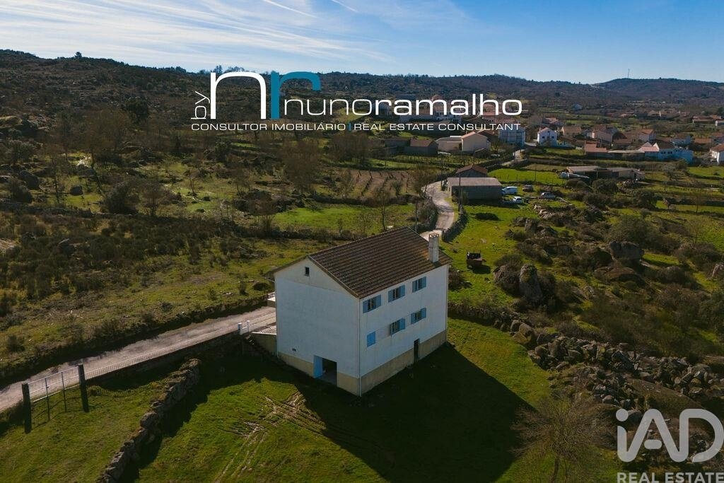 Townhouse in Vascoveiro, Guarda District, Portugal 4 - 18895309