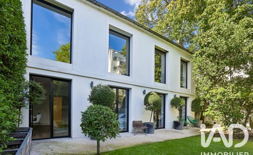 Haus in Côte Saint Louis, Garches, Frankreich 1