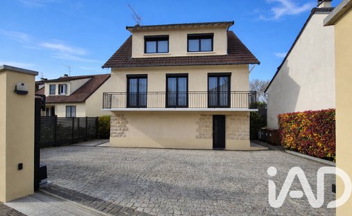 House in Hameau de Vaux, Mery-sur-Oise, France 1