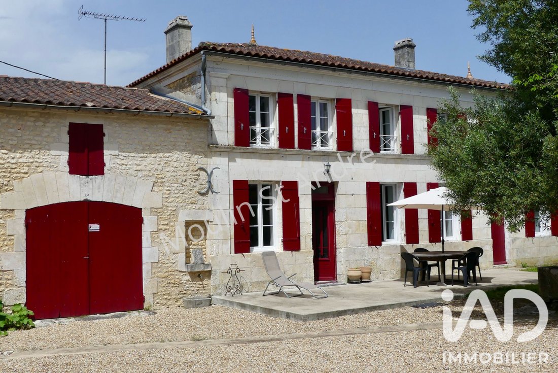 Casa a Saint-André-de-Lidon, Nuova Aquitania, Francia 5 - 18897488