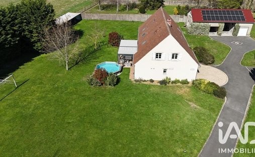 Haus in Est, Ingré, Frankreich 1