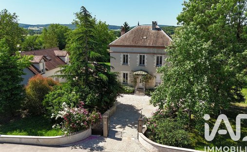 Haus in Sornay, Bourgogne-Franche-Comté, Frankreich 1