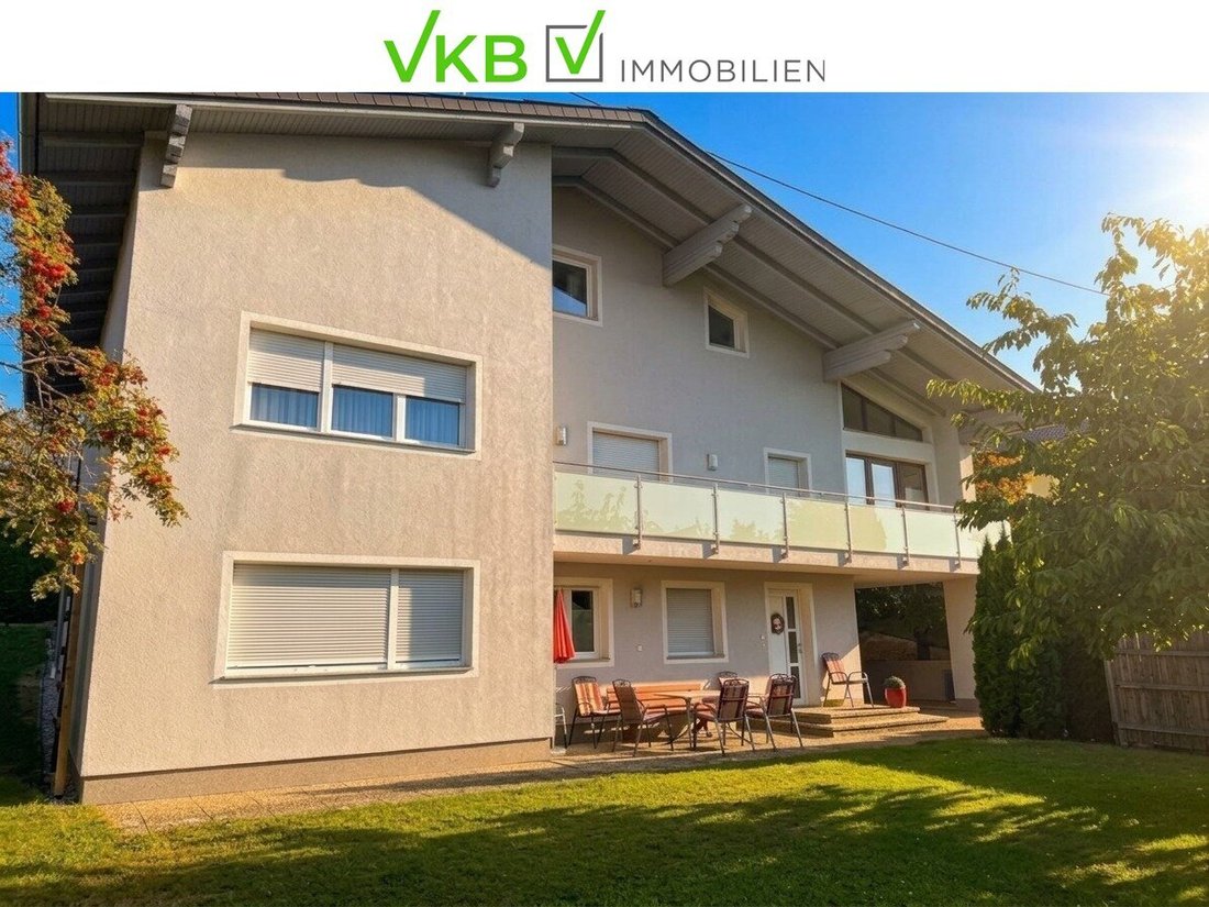 Gschwandt, Upper Austria, Austria 1 - 18894823