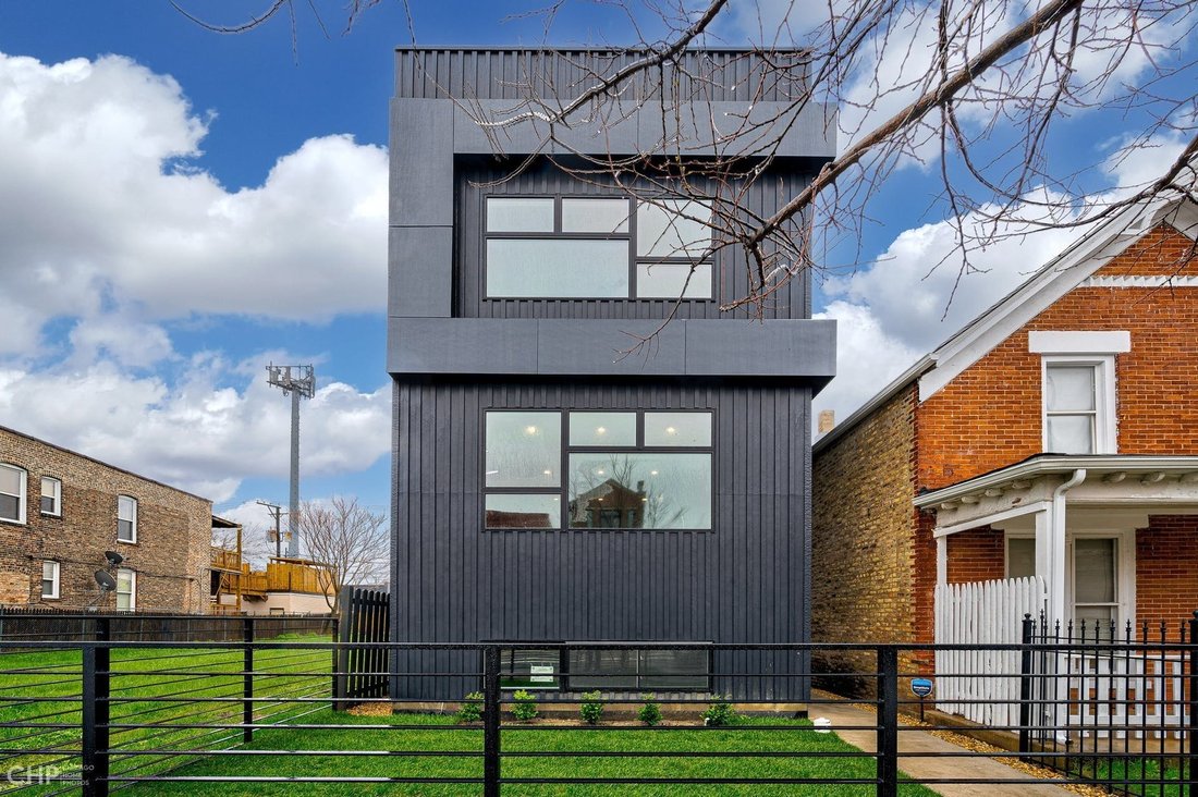 House in Chicago, Illinois, United States 1 - 18894748