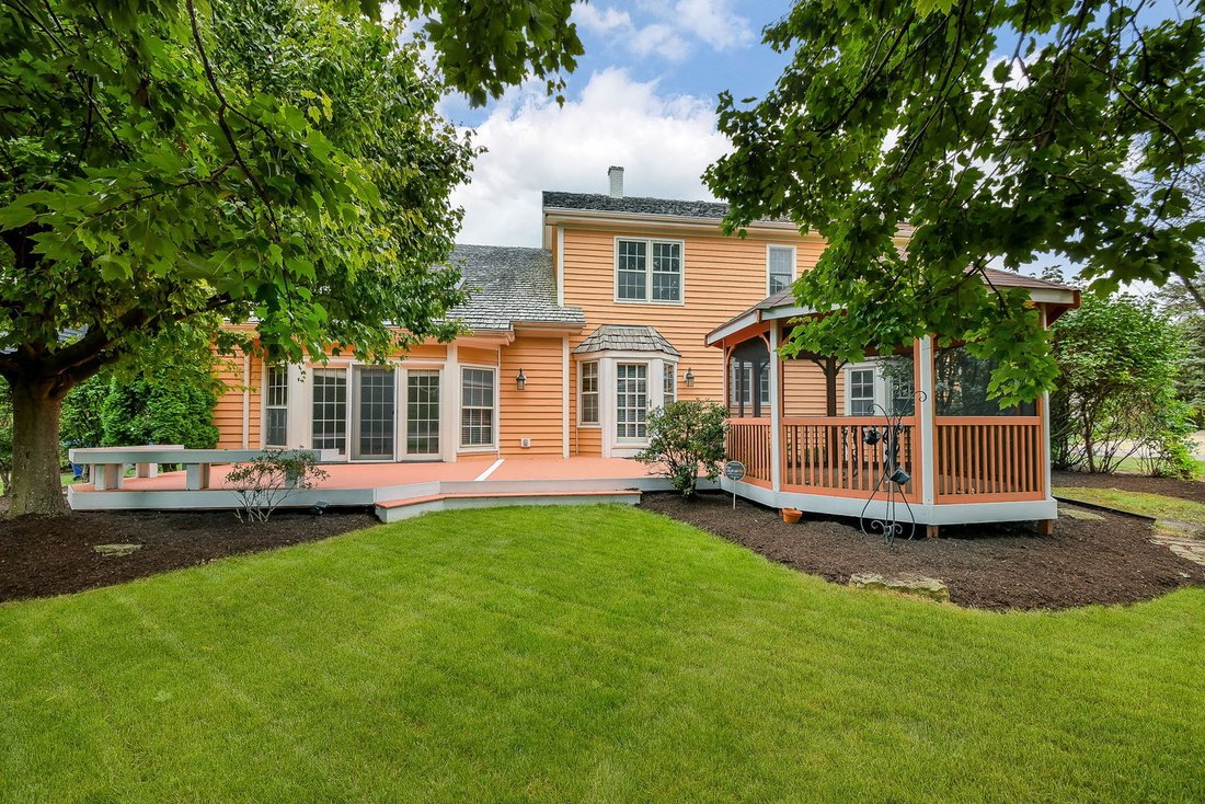 House in Wheaton, Illinois, United States 3 - 18894674