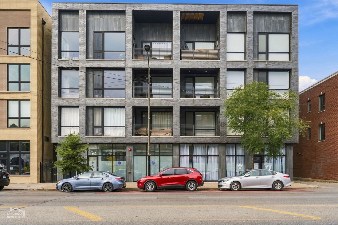 Condo in Chicago, Illinois, United States 1 - 18894718
