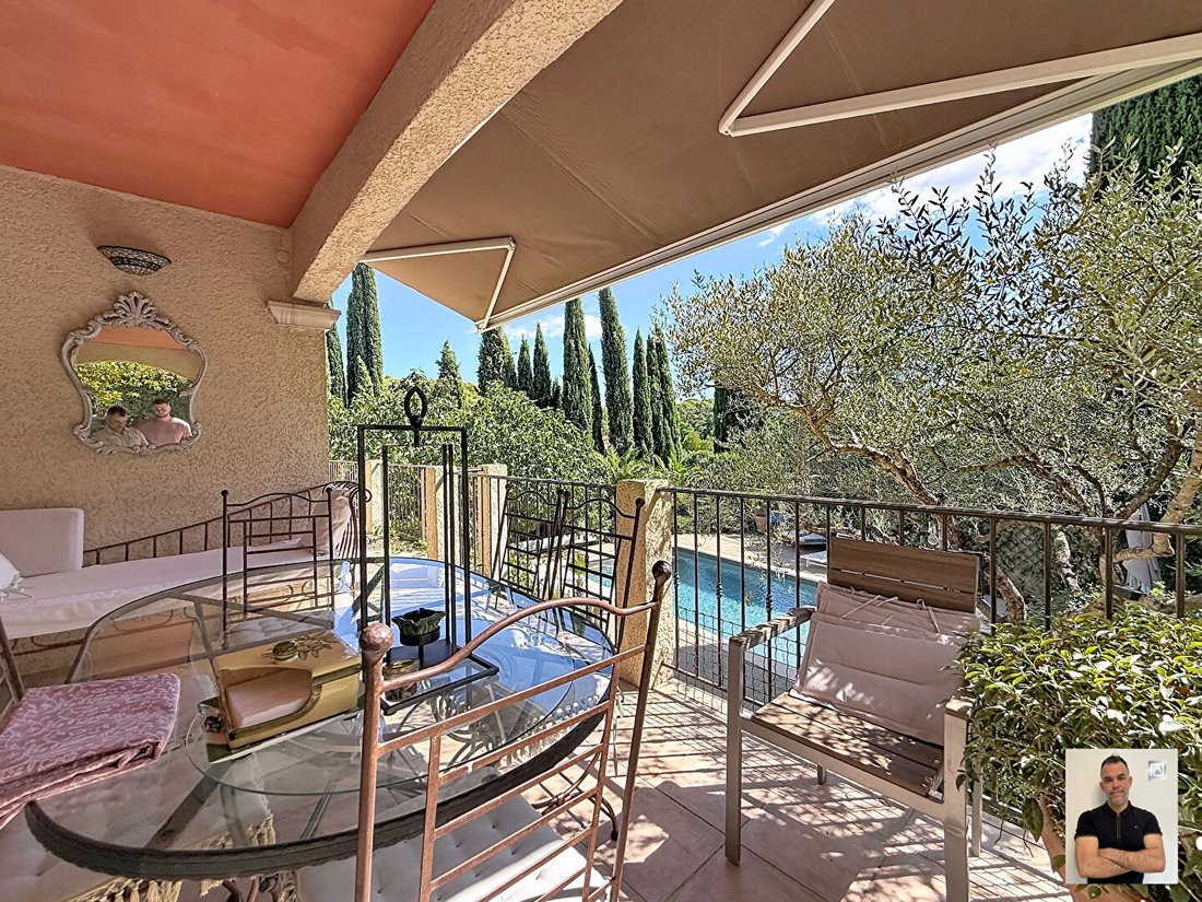 Villa a Cotignac, Provenza-Alpi-Costa Azzurra, Francia 4 - 18895125