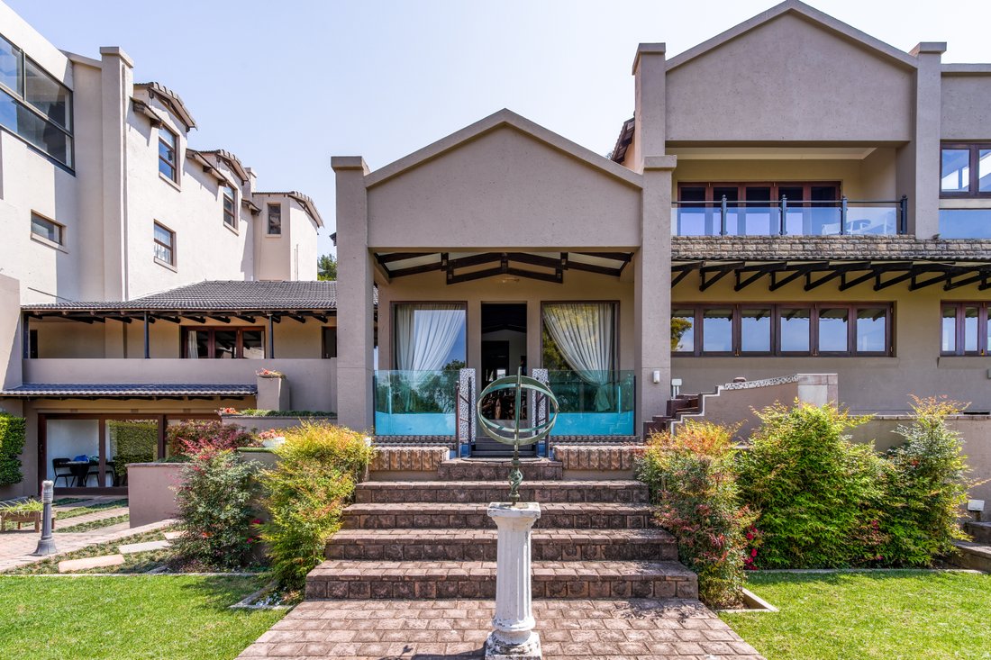 House in Monument Park, Gauteng, South Africa 3 - 18895154