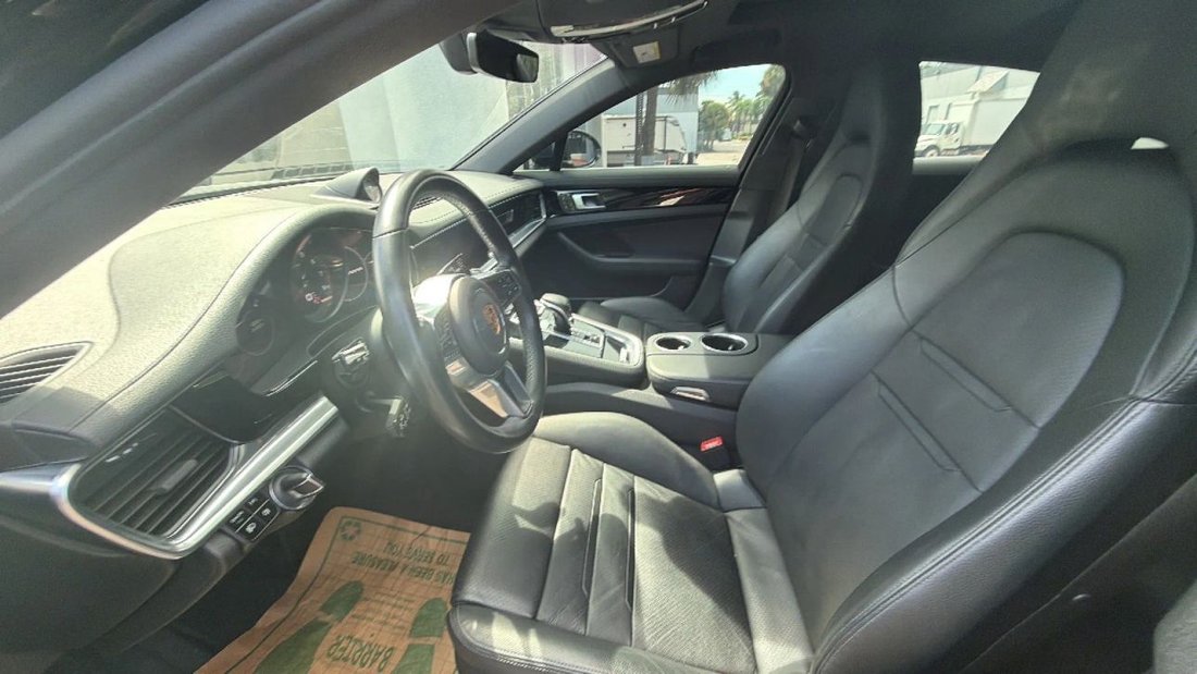 Sedan in Boynton Beach, FL, United States 5 - 18892252