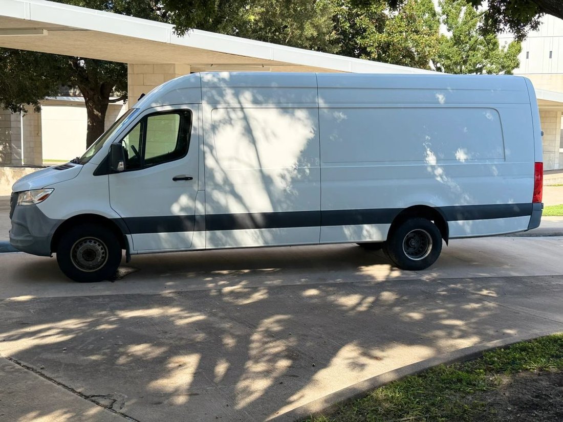 Houston, TX, United States 3 - 18895105