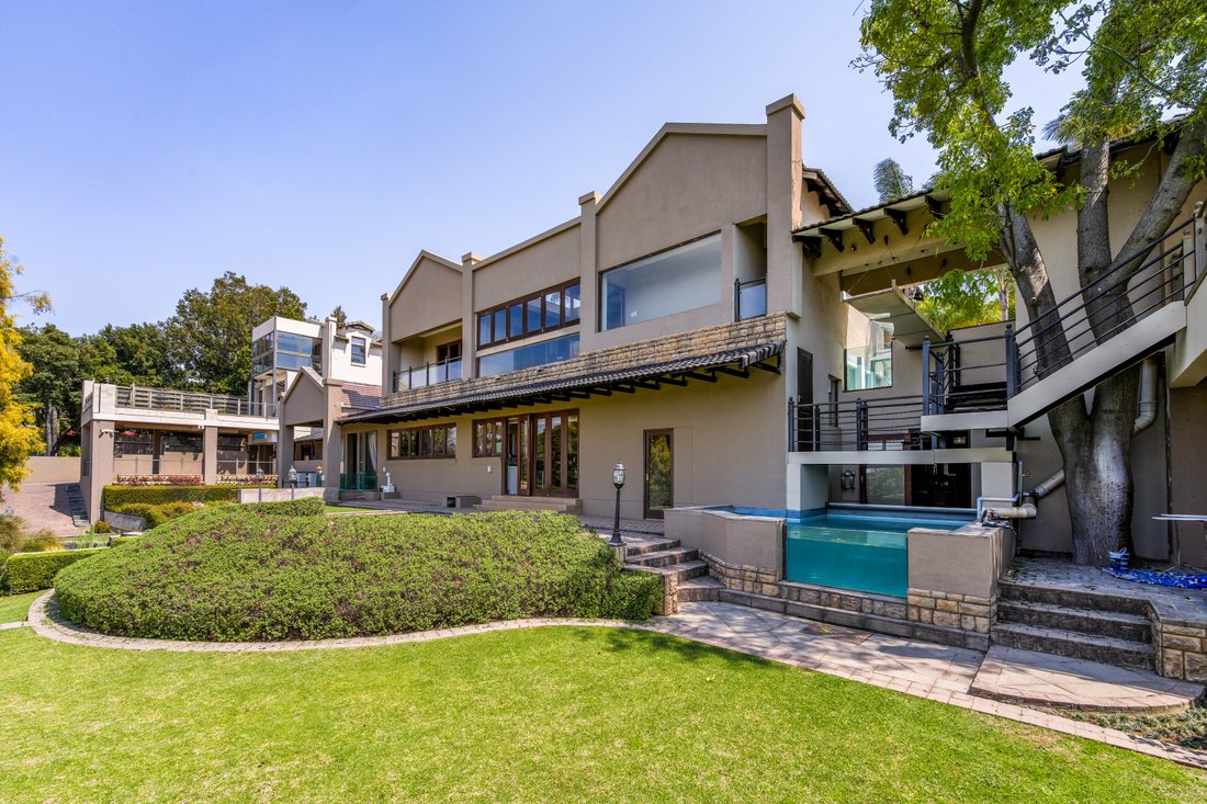 House in Monument Park, Gauteng, South Africa 1 - 18895154