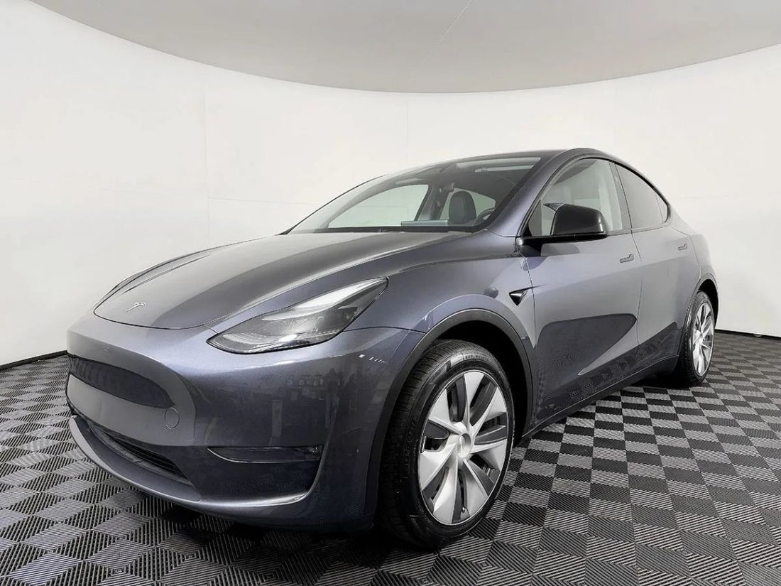 Suv in Lynnwood, WA, United States 2 - 18892061