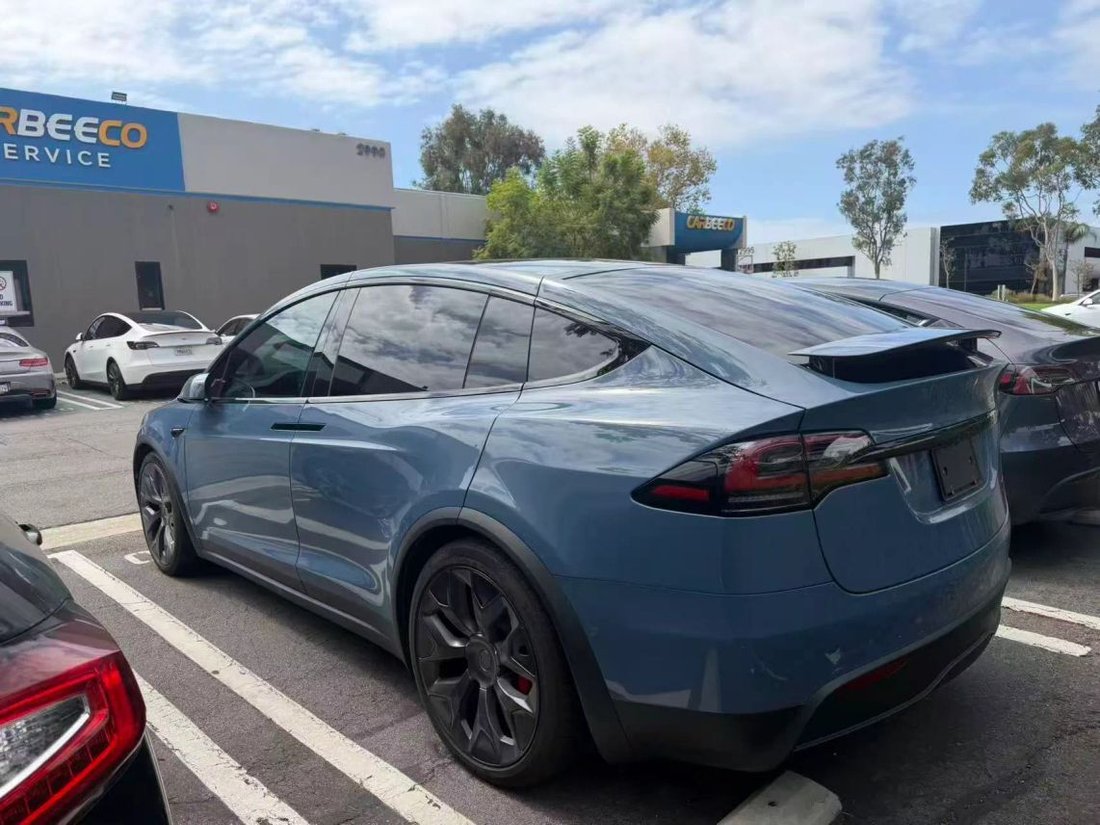 Suv in Costa Mesa, CA, United States 2 - 18892057