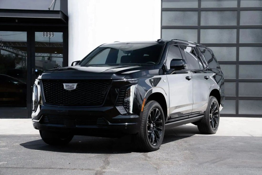Suv in Bloomington, CA, United States 1 - 18702040