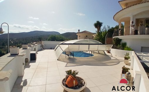 Chalet in Peniscola / Peniscola, Valencian Community, Spain 1