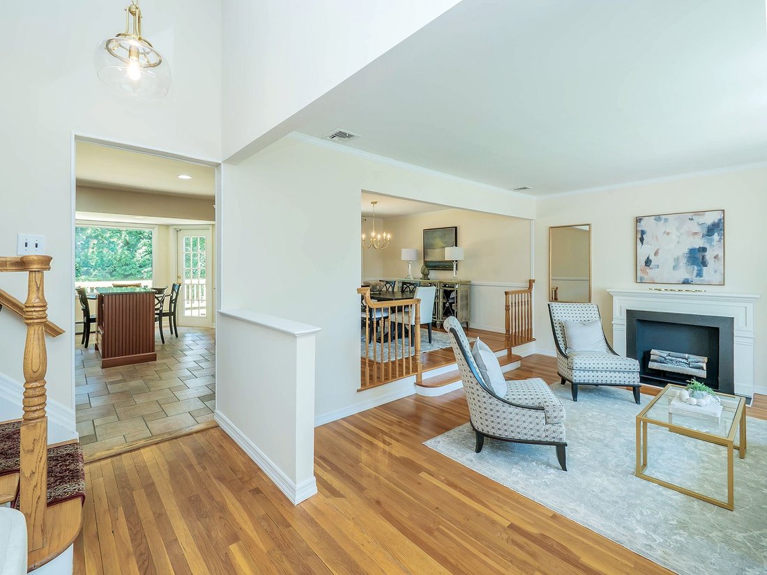 House in Port Washington, New York, United States 2 - 18887506