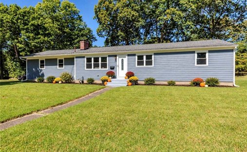 House in North Kingstown, Rhode Island, United States 1