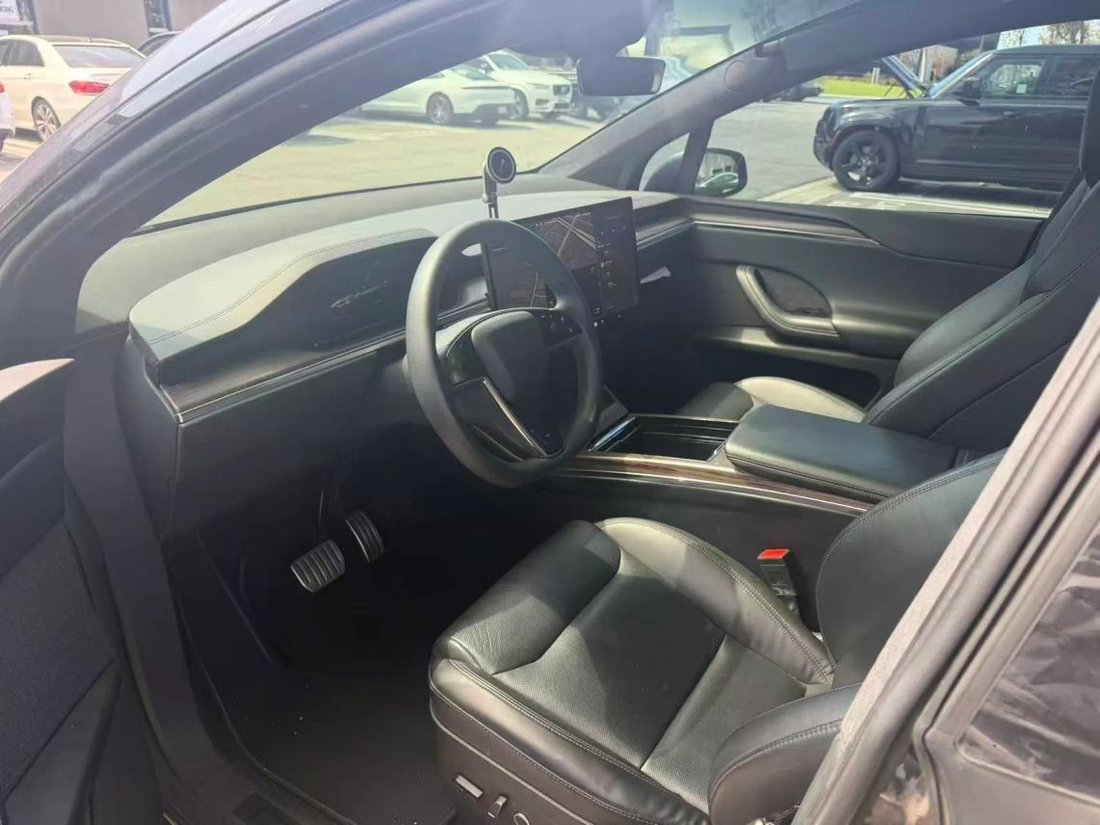 Suv in Costa Mesa, CA, United States 3 - 18894982