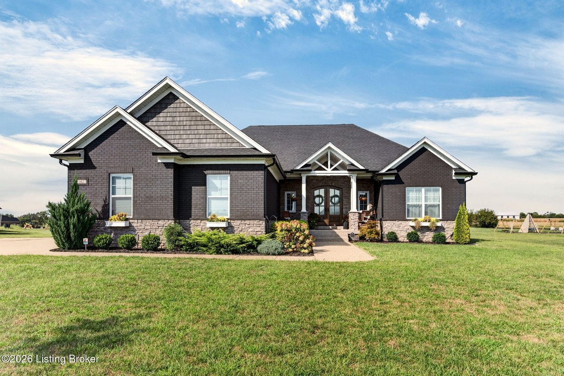 House in Watterson Park, Kentucky, United States 1 - 18900153