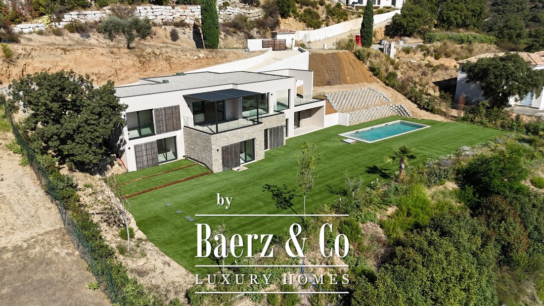 Villa in Grimaud, Provence-Alpes-Côte d'Azur, France 3 - 18895861