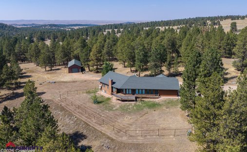 House in Hulett, Wyoming, United States 1
