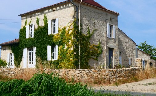 Casa a Massugas, Nuova Aquitania, Francia 1