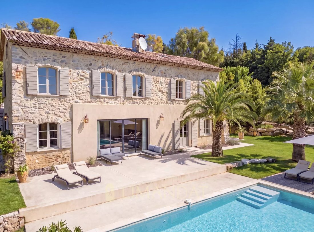 Villa en La Constance-Le Puy, Antibes, Francia 2 - 17626361