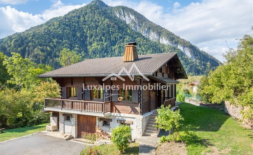 Chalet in Sud, Thones, France 1
