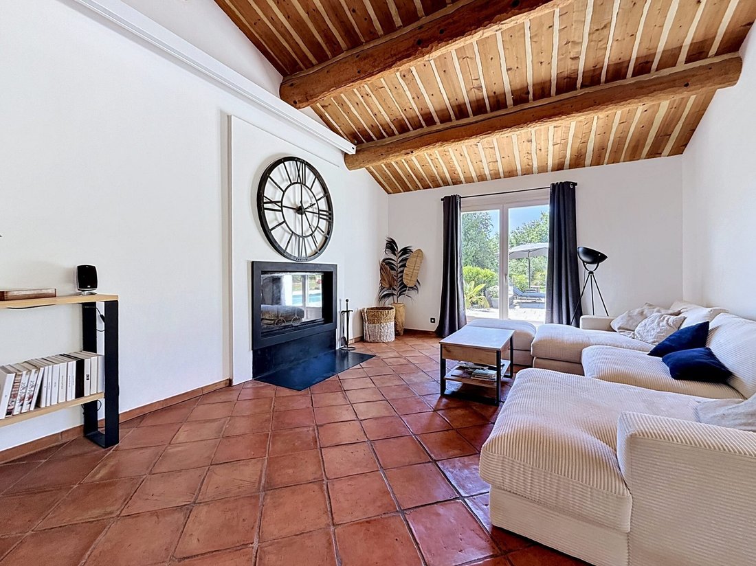 Villa in Saint-Paul-en-Forêt, Provence-Alpes-Côte d'Azur, Frankreich 4 - 18385574