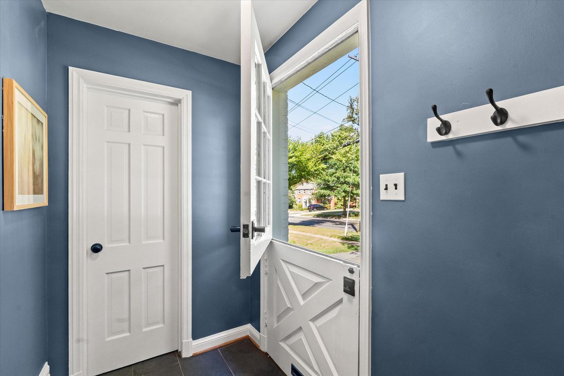 Casa a Bethesda, Maryland, Stati Uniti 2 - 18896895
