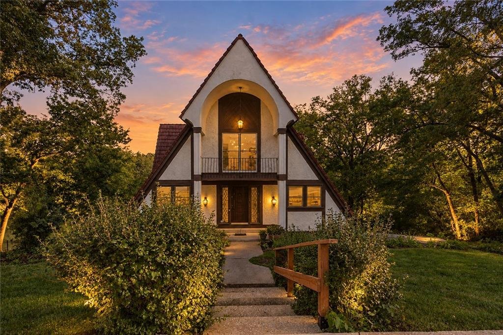 House in Parkville, Missouri, United States 1 - 18896371