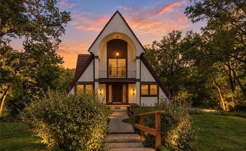 House in Parkville, Missouri, United States 1