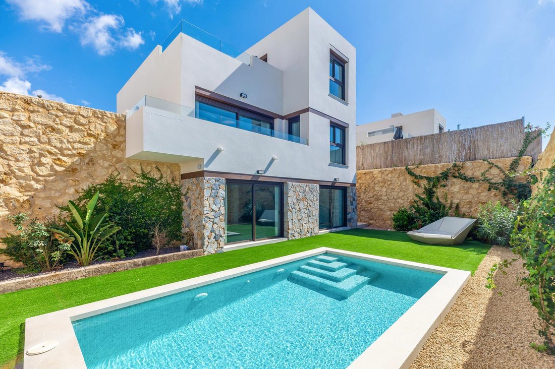 Villa a Finestrat, Comunità Valenzana, Spagna 2 - 18598030