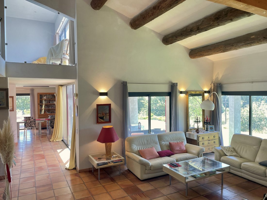 Villa in Pierrevert, Provence-Alpes-Côte d'Azur, France 5 - 17635186