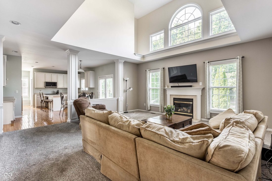 House in Carmel, Indiana, United States 5 - 18898830