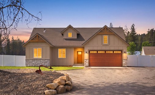 House in Chattaroy, Washington, United States 1
