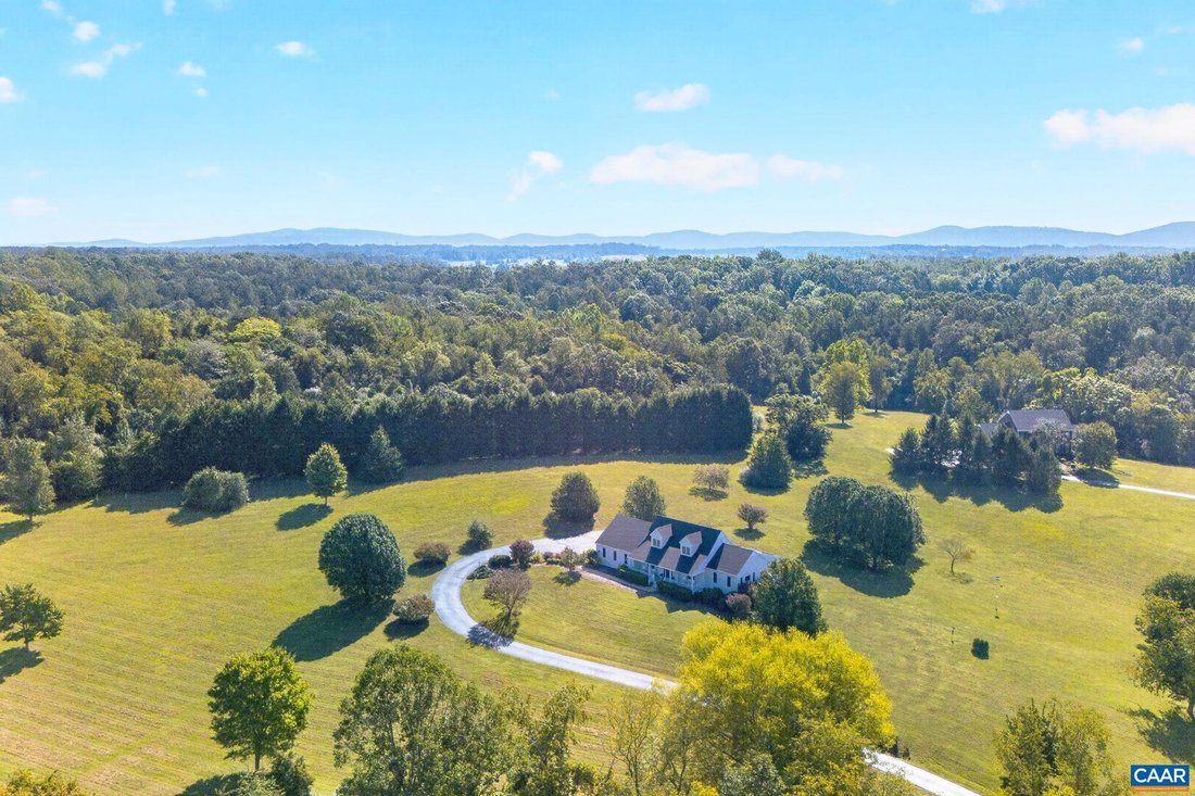 House in Earlysville, Virginia, United States 1 - 18898612